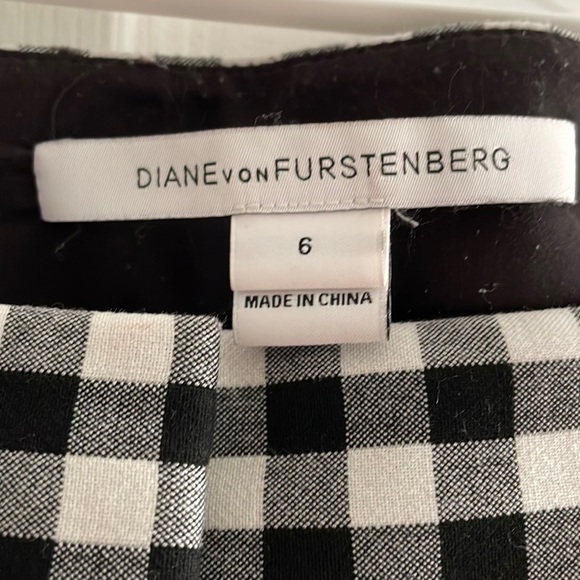Diane Von Furstenberg plaid pants - Picture 2 of 4